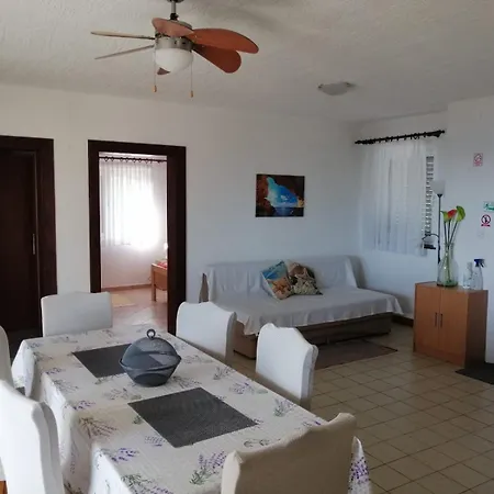 Apartmani Sepcevic Murter Room photo