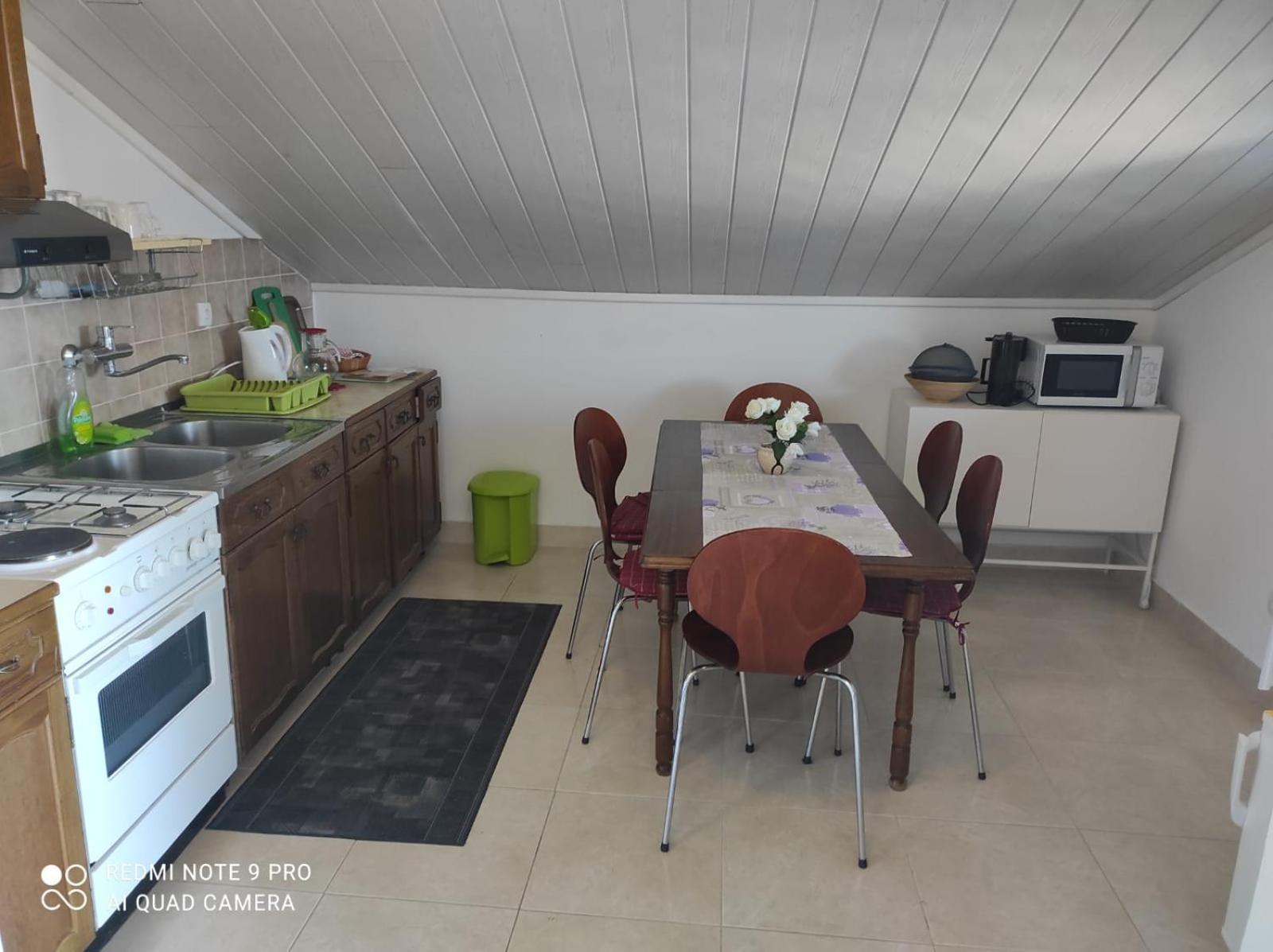 Apartment Sepcevic Murter